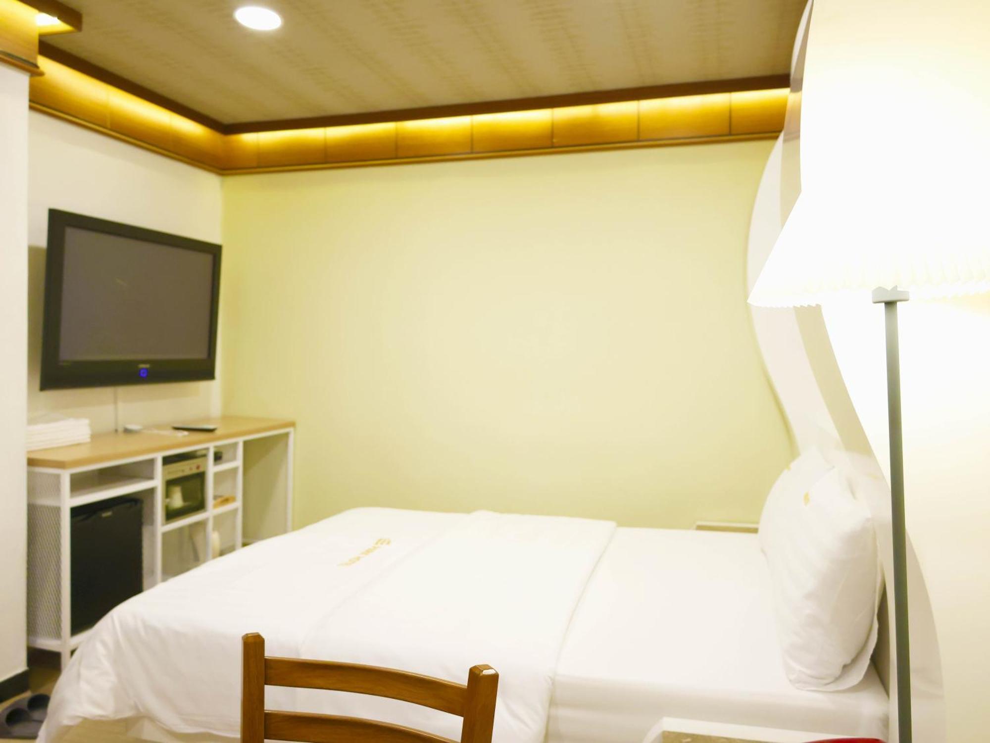 Goodstay Andong Park Hotel Buitenkant foto