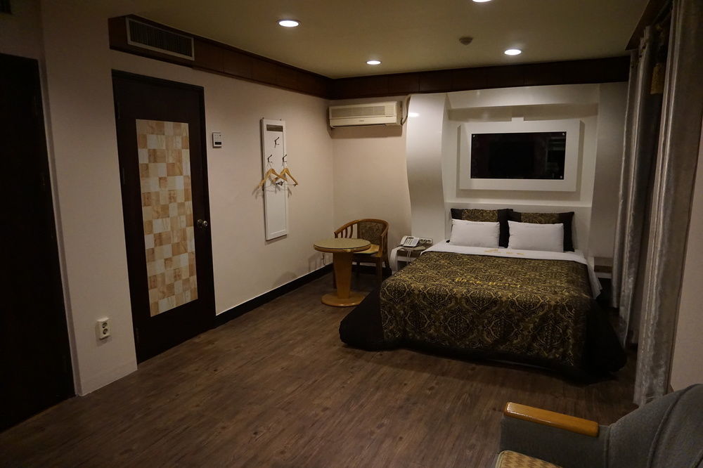 Goodstay Andong Park Hotel Buitenkant foto